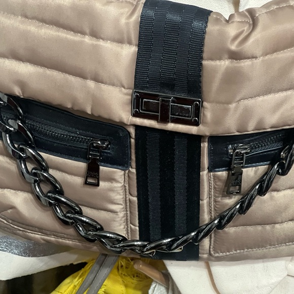 THINK ROYLN Tan and Black Crossbody Bag Fashionable and Functional - Picture 13 of 13